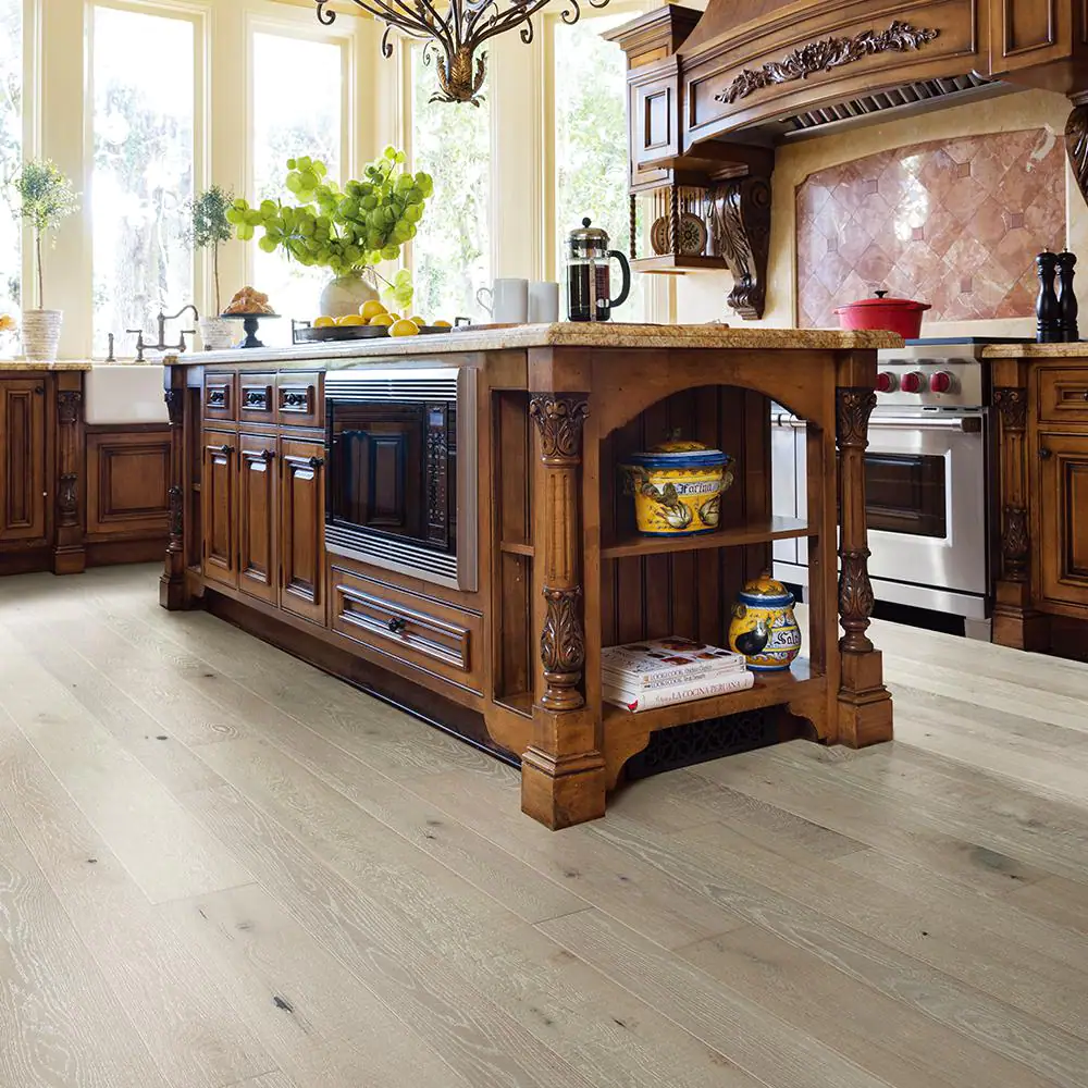 Malibu Wide Plank Seacliff French Oak 3/8 in. T x 4 & 6 in. W Water Resistant Distressed Engineered Hardwood Flooring (19.8 sq. ft./case)
