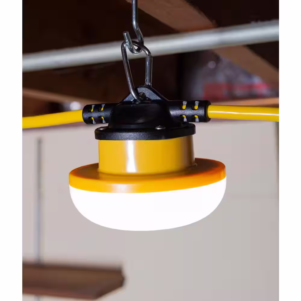 Bergen Industries 50 ft. 18/2 SJTW Temporary Work Light Stringer with 5 Integrated LED Lights Included, 15 Amp