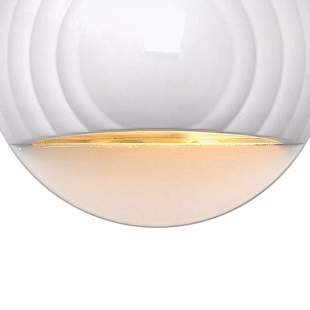HINKLEY Low-Voltage 7-Watt Matte White Round Deck Sconce