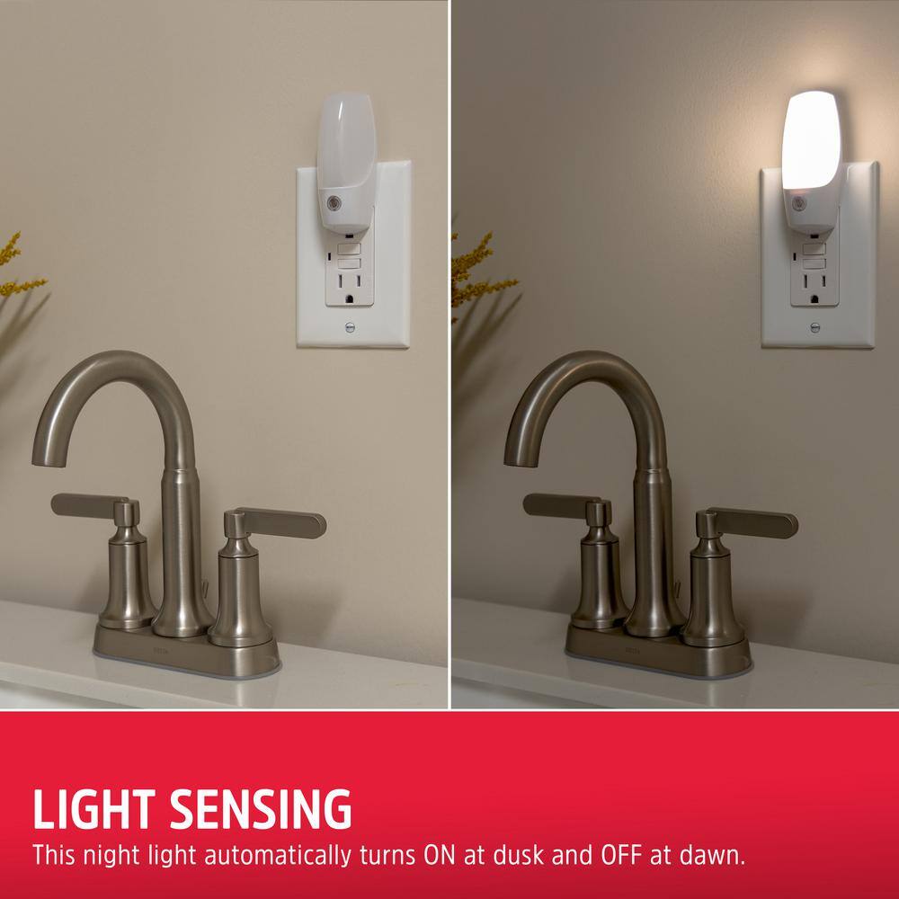 Energizer Automatic Light-Sensing Plug-in LED Night Light, White