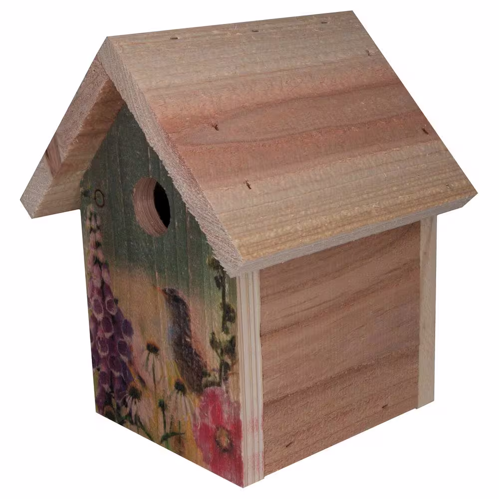 S and K Cedar Decorated Wren House
