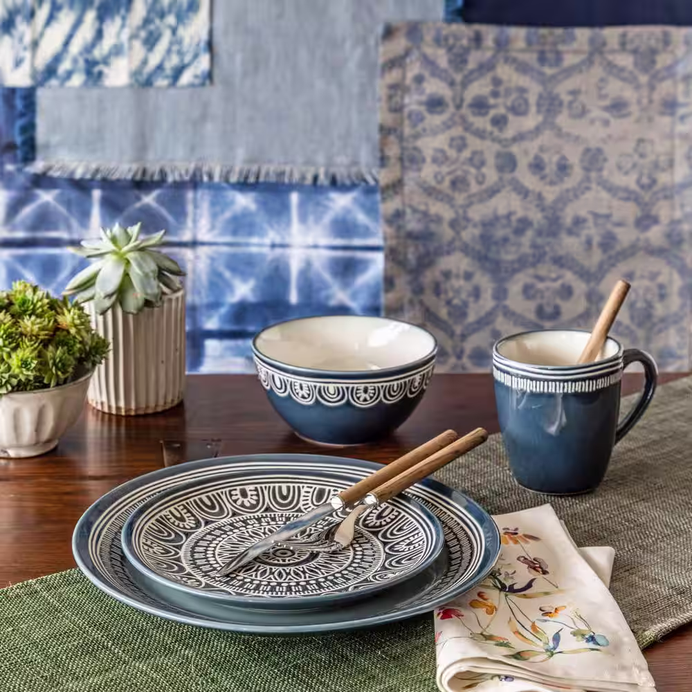 Over and Back 16 pc Casual Porcelain Dinnerware set (Service for 4)